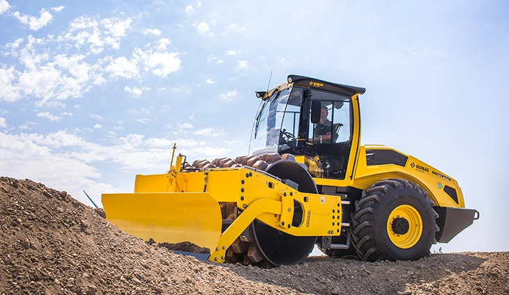 BOMAG Silindir Tamir